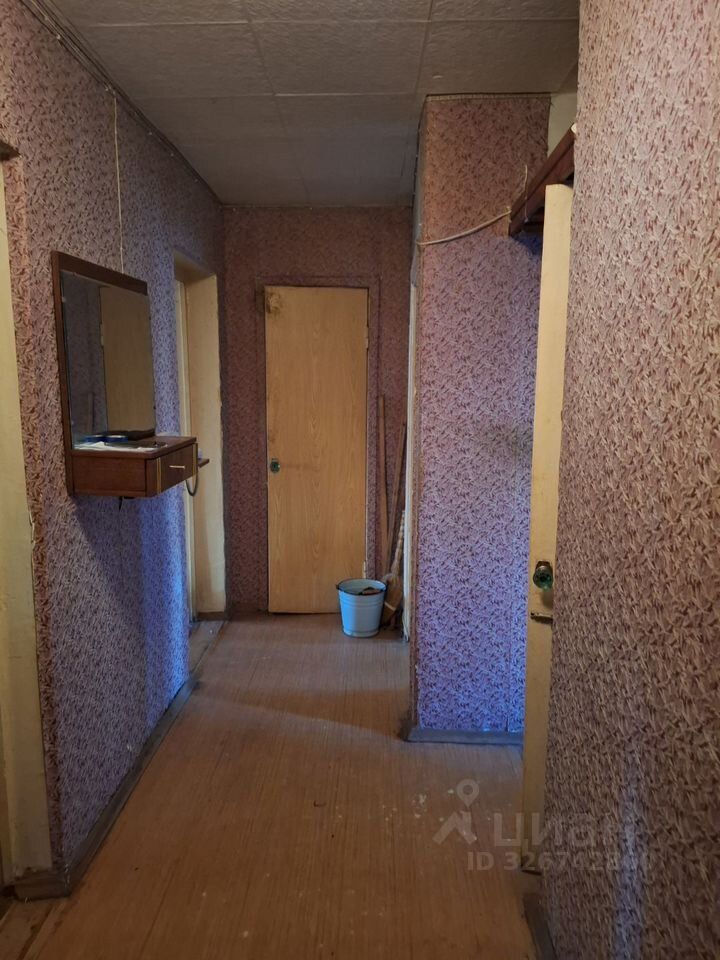 Продажа 3-комн квартиры на вторичном рынке Гатчина, Красноармейский проспект, 34