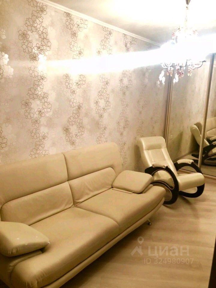 Продажа 2-комн квартиры на вторичном рынке Раменское, Рабочая улица, 1