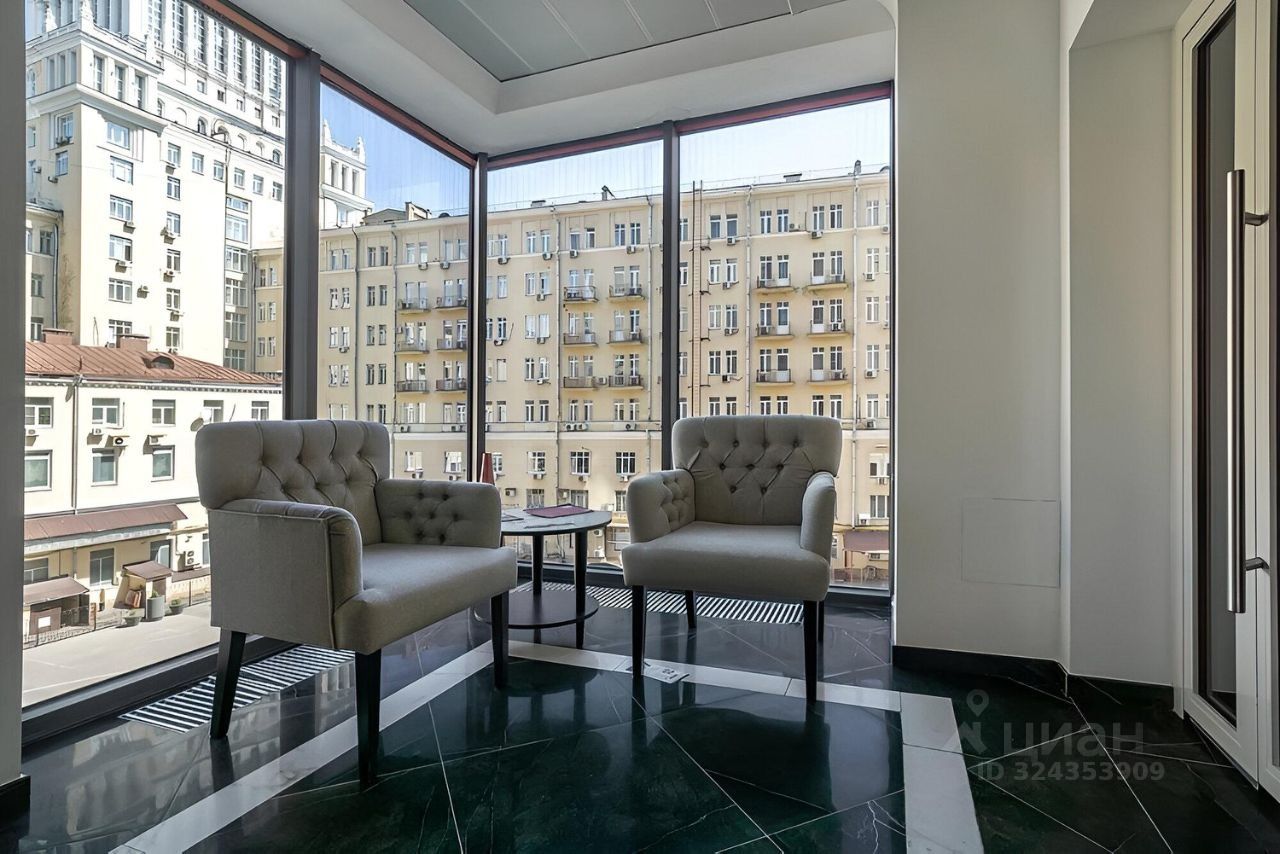 Продажа 2-комн квартиры на вторичном рынке Большая Садовая улица, 5к1