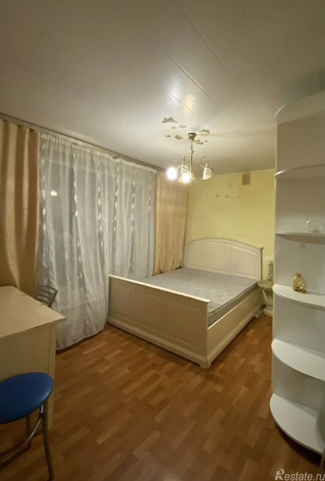 Аренда комнаты Карпинского ул,  д. 27,  к. 2