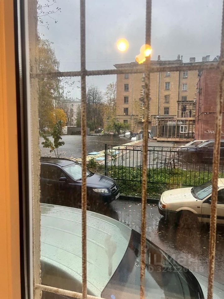 Продажа 2-комн квартиры на вторичном рынке улица Зайцева,  д. 3