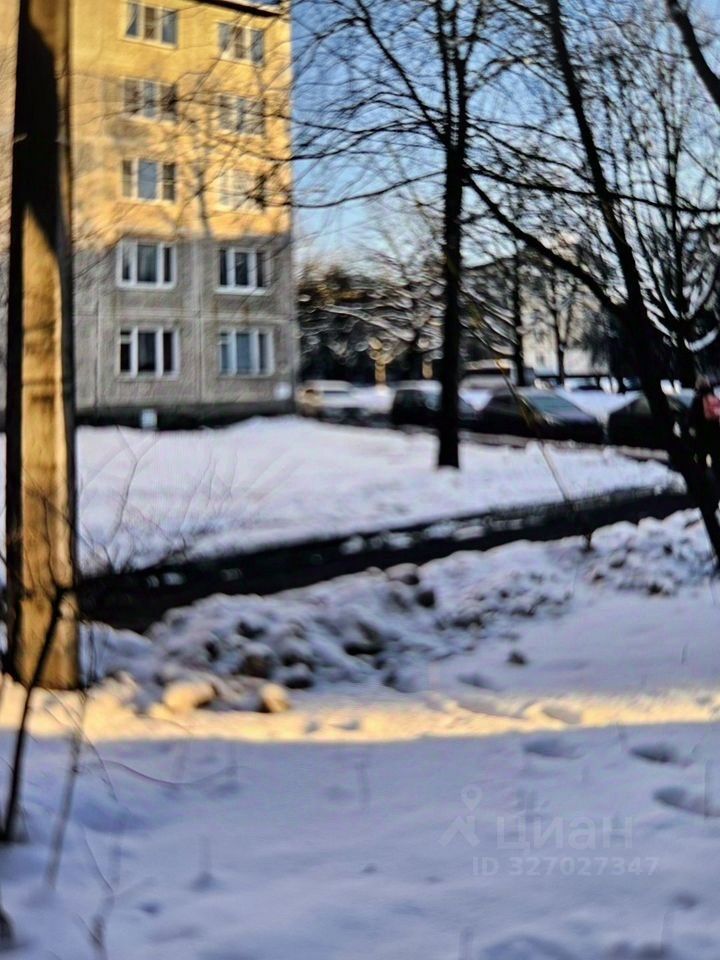 Продажа 1-комн квартиры на вторичном рынке улица Замшина, 66