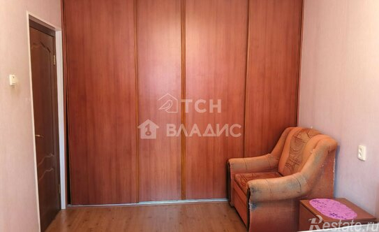 Продажа 2-комн квартиры на вторичном рынке Болшево, улица Исаева,  д. 4