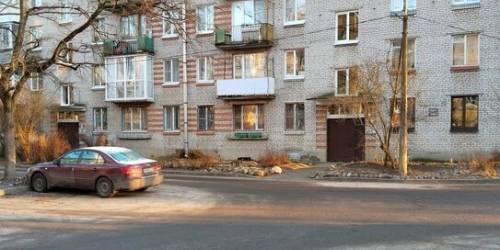 2-комн квартира Петергоф г, Разведчика б-р,  д. 8,  к. 2