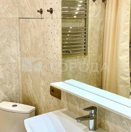 Продажа 2-комн квартиры на вторичном рынке Старокрымская улица,  д. 15 к1