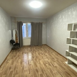 Продажа 1-комн квартиры на вторичном рынке Кузнецова пр-кт,  д. 10 к1