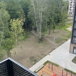 Продажа 1-комн квартиры на вторичном рынке Кавказский б-р,  д. 25
