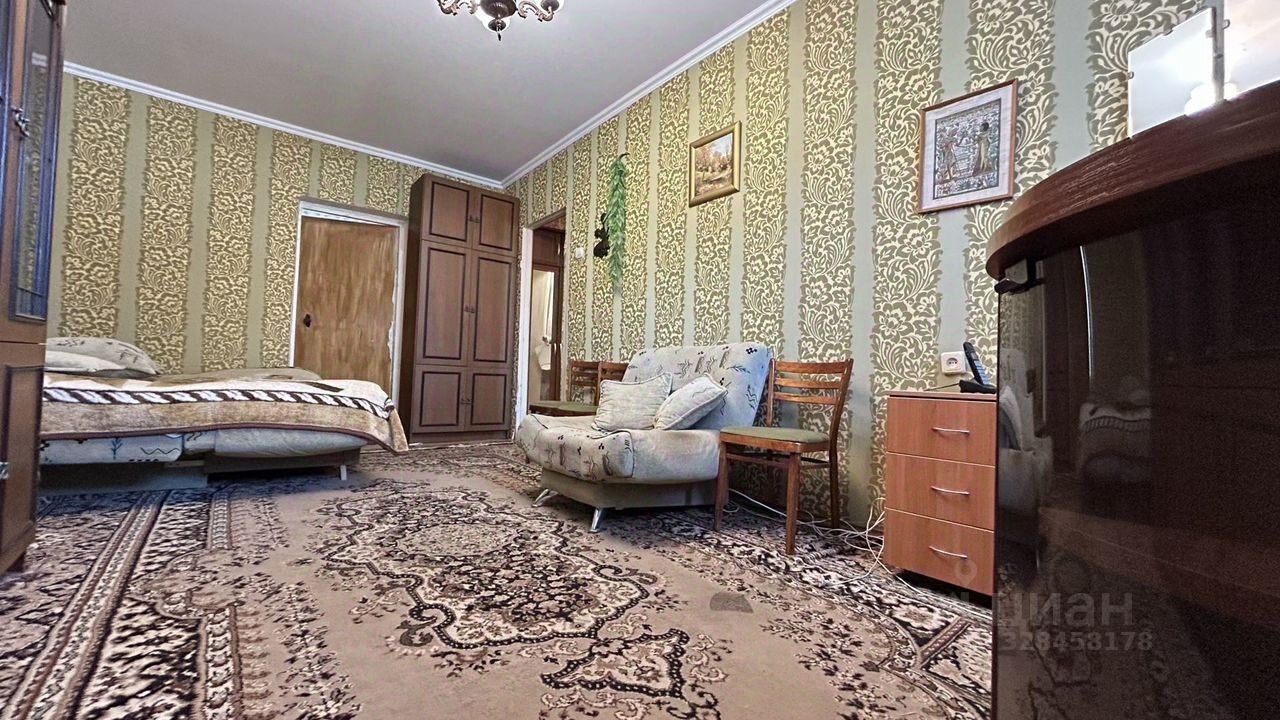 Аренда 2-комн квартиры на вторичном рынке Хотьково, улица Михеенко, 15