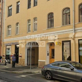 Продажа 6-комн квартиры на вторичном рынке Мосфильмовская улица,  д. 70 к6