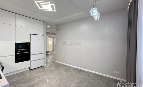 Продажа 3-комн квартиры на вторичном рынке ул Инженера Кнорре,  д. 7,  к. 4