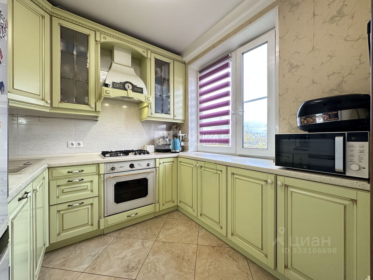 Продажа 3-комн квартиры на вторичном рынке Реутовская улица, 14