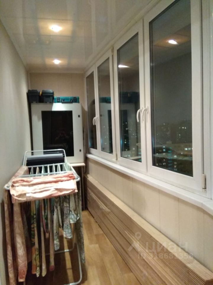 Продажа 2-комн квартиры на вторичном рынке Загребский бульвар, 7К3