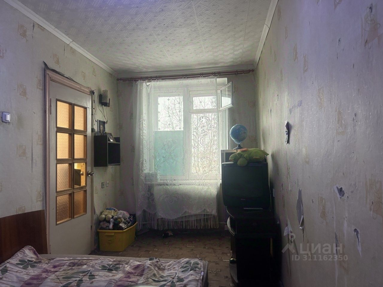 Продажа 2-комн квартиры на вторичном рынке Отрадное, Вокзальная улица, 3