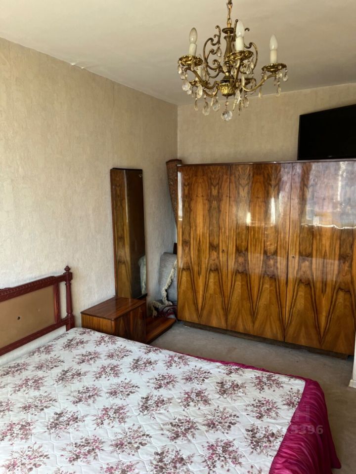 Продажа 2-комн квартиры на вторичном рынке Тимуровская улица, 20