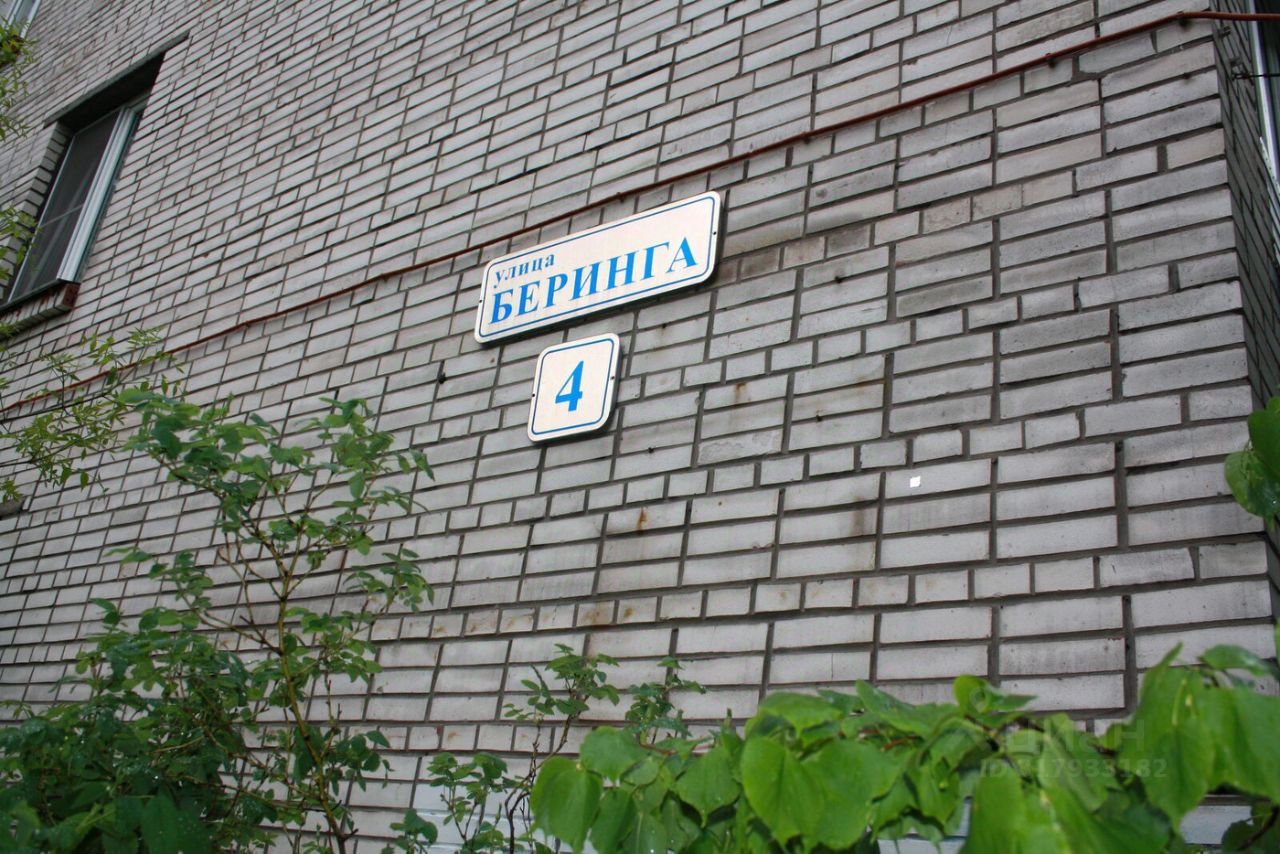 Продажа 2-комн квартиры на вторичном рынке улица Беринга, 4