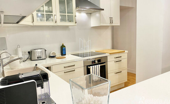 Продажа 2-комн квартиры на вторичном рынке Соляной переулок,  д. 1