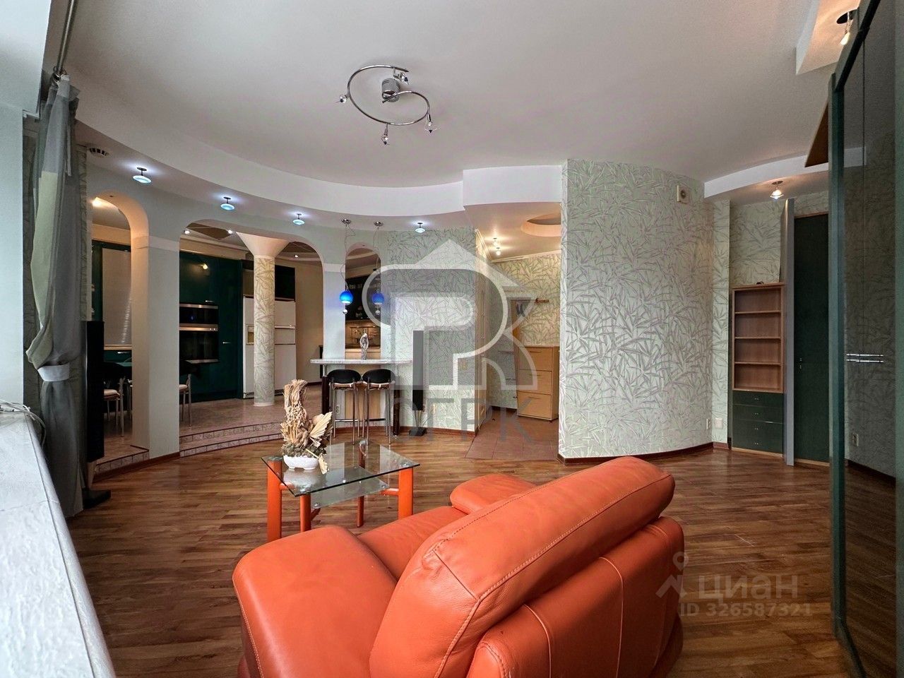 Продажа 4-комн квартиры на вторичном рынке Кутузовский проезд, 4