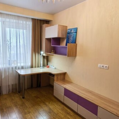 3-комн квартира Учительская улица