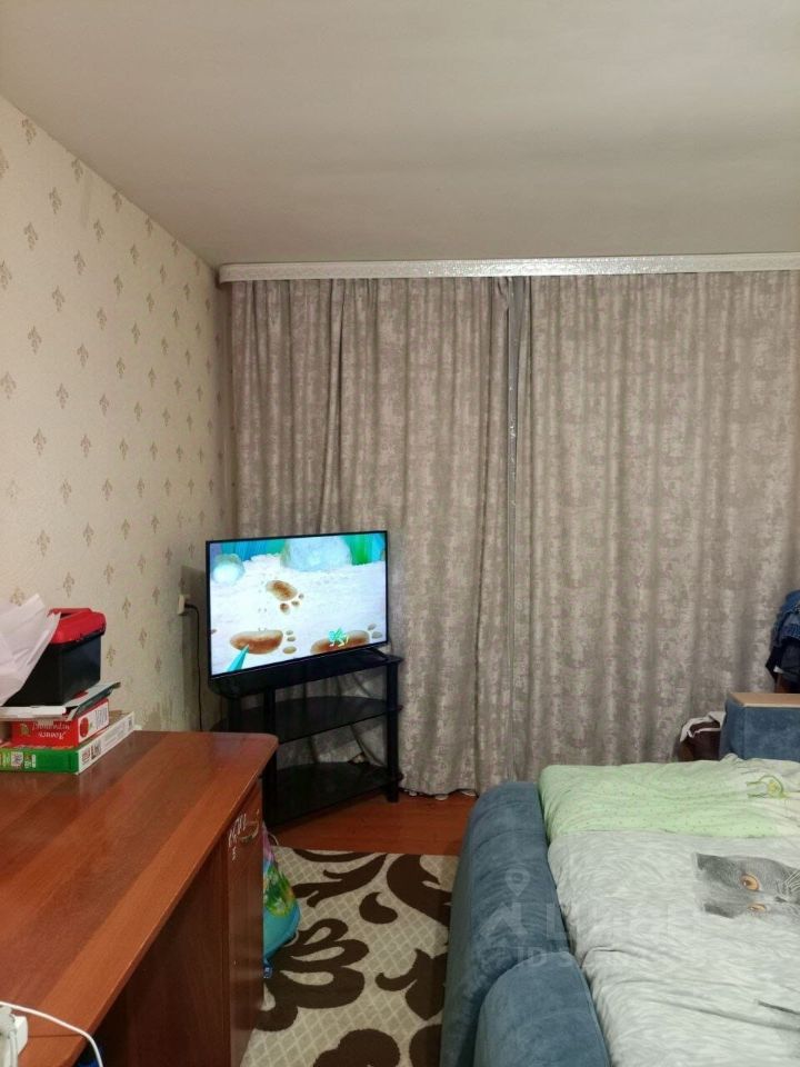 Продажа 1-комн квартиры на вторичном рынке пос. Центральной усадьбы совхоза 40 лет Октября, улица Садовая,  д. 14