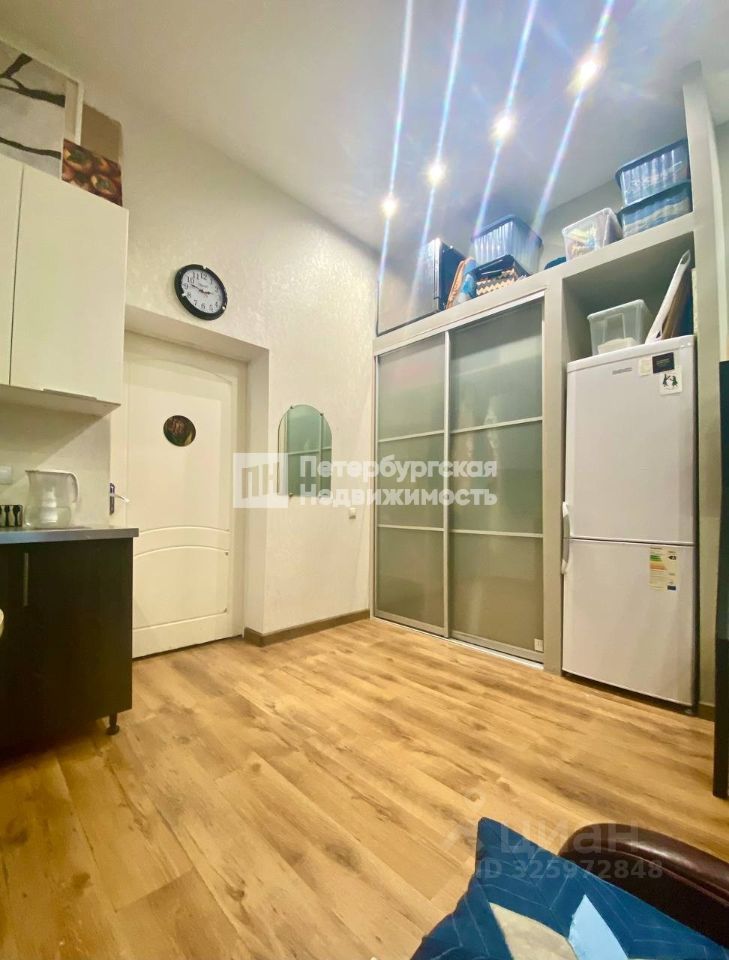 Продажа комнаты Каменноостровский проспект, 12