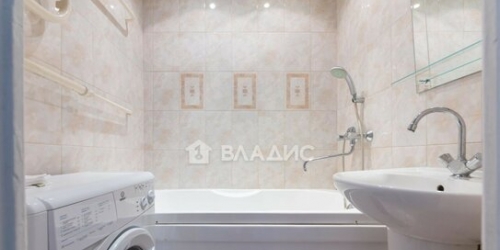 1-комн квартира улица Передовиков,  д. 25