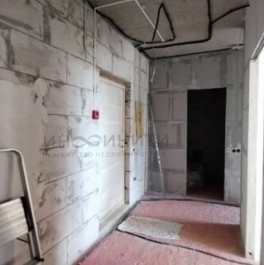 Продажа 2-комн квартиры на вторичном рынке Свердловский, ул Алексея Короткова,  д. 1