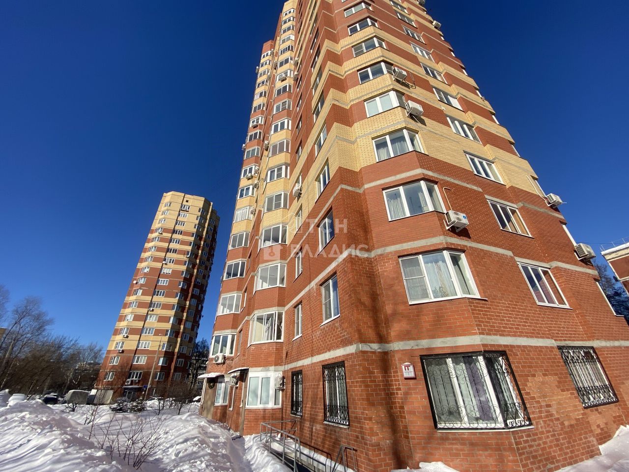 Продажа 1-комн квартиры на вторичном рынке Пушкино, Озерная улица, 11к2