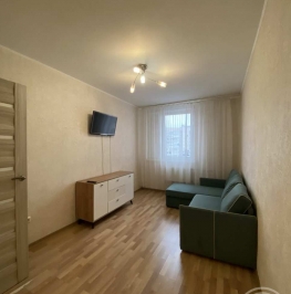 Продажа 2-комн квартиры на вторичном рынке Дунайский просп.,  д. 23