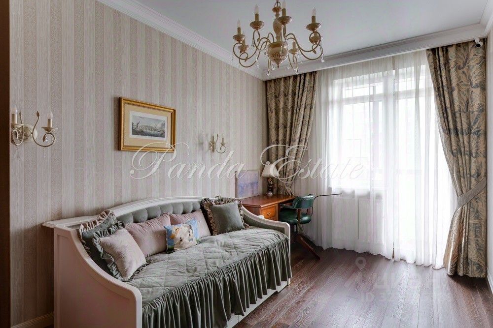 Продажа 3-комн квартиры на вторичном рынке улица Циолковского, 7