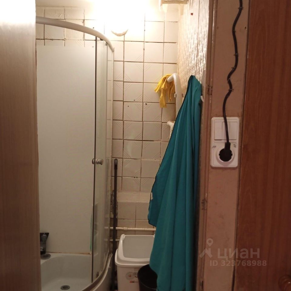 Продажа 1-комн квартиры на вторичном рынке Сходня мкр, улица Микояна,  д. 5