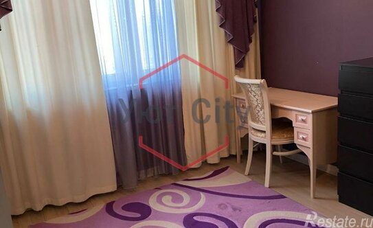 Продажа 4-комн квартиры на вторичном рынке ул Верхние Поля,  д. 42,  к. 1