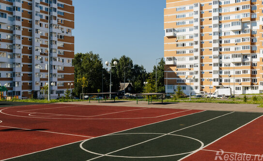 Продажа 2-комн квартиры на вторичном рынке Харлампиева ул