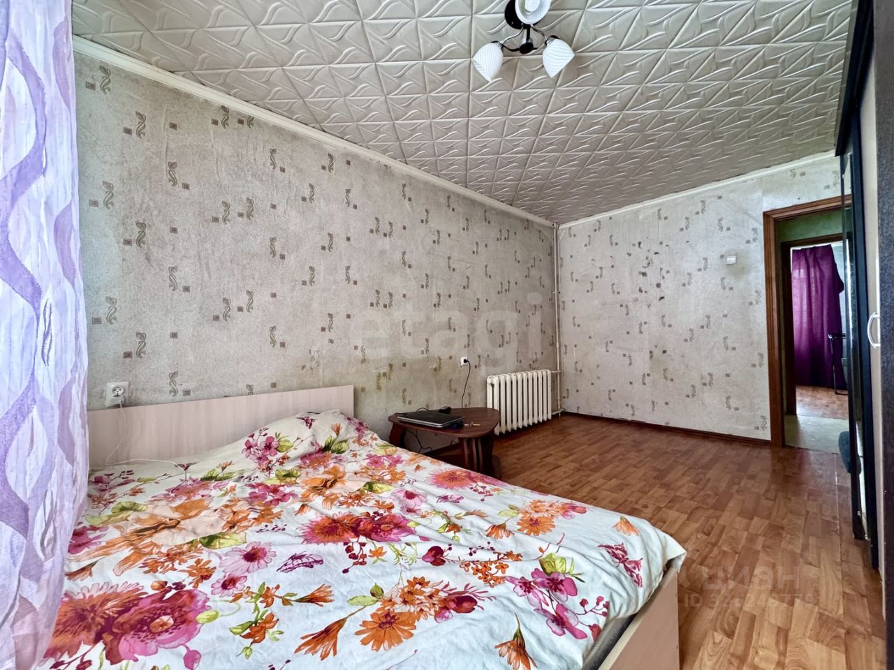 Продажа 2-комн квартиры на вторичном рынке пос. Нарынка, улица Лесная, 5
