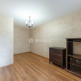 Продажа 3-комн квартиры на вторичном рынке улица Лобачевского,  д. 6