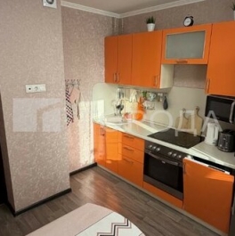 Продажа 1-комн квартиры на вторичном рынке Красногорск г, Красногорский б-р,  д. 13,  к. 2