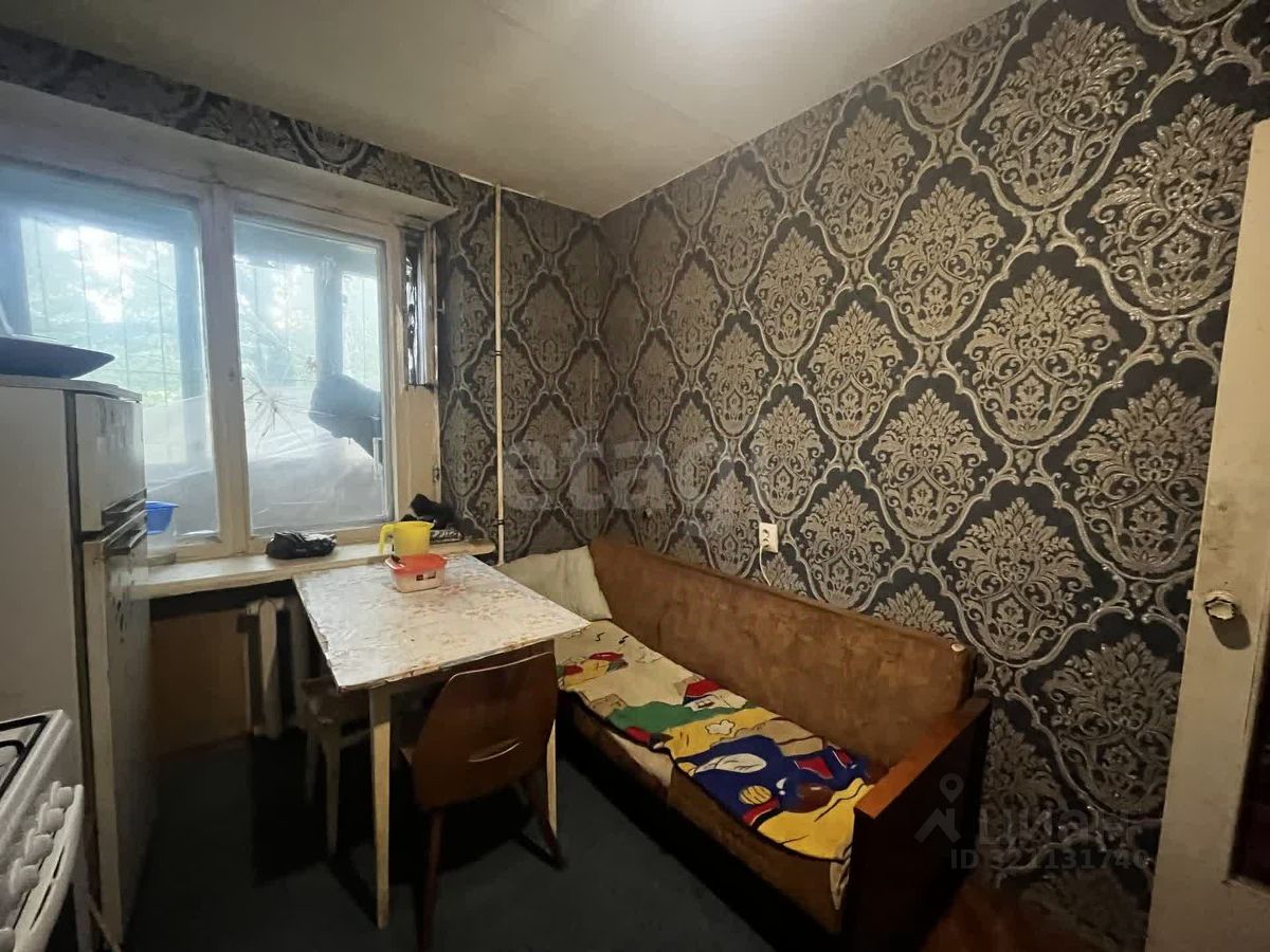 Продажа 2-комн квартиры на вторичном рынке улица Дыбенко, 25К4