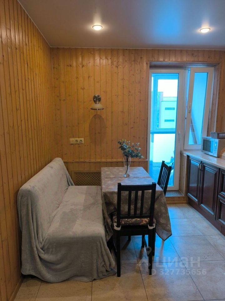 Продажа 2-комн квартиры на вторичном рынке Глухарская улица, 27к1