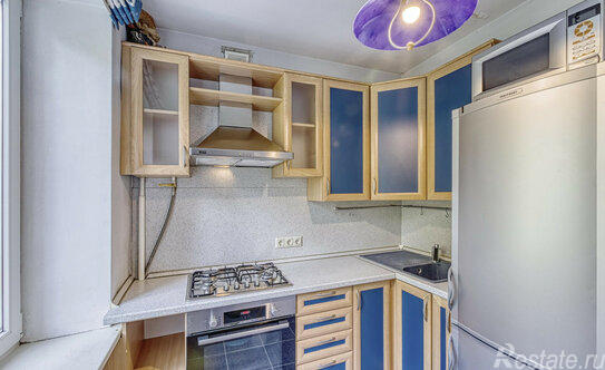 Продажа 3-комн квартиры на вторичном рынке Нахимовский пр-кт,  д. 38