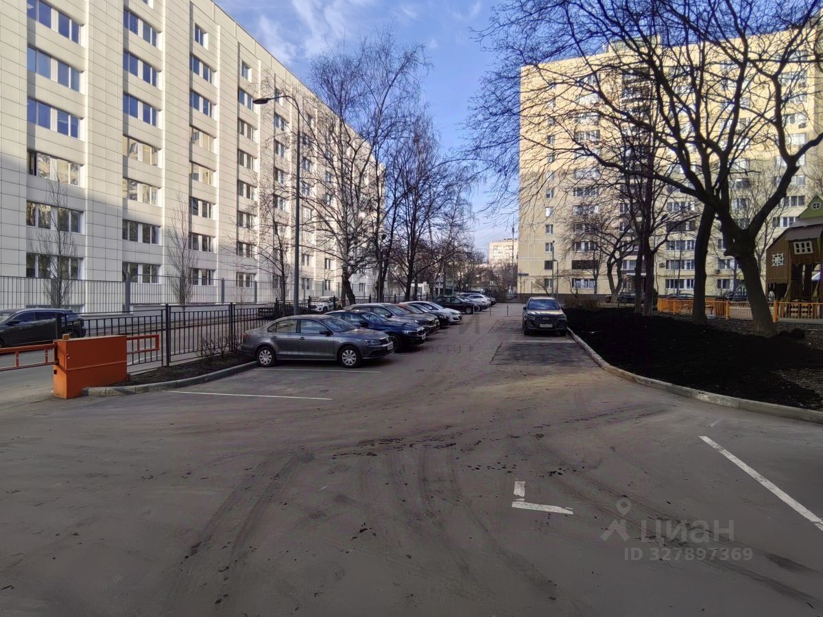 Продажа 2-комн квартиры на вторичном рынке переулок Васнецова, 11С1