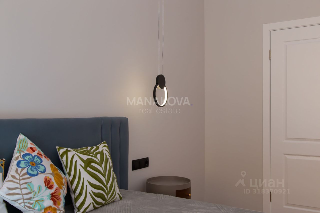 Продажа 2-комн квартиры на вторичном рынке переулок Басков, 26