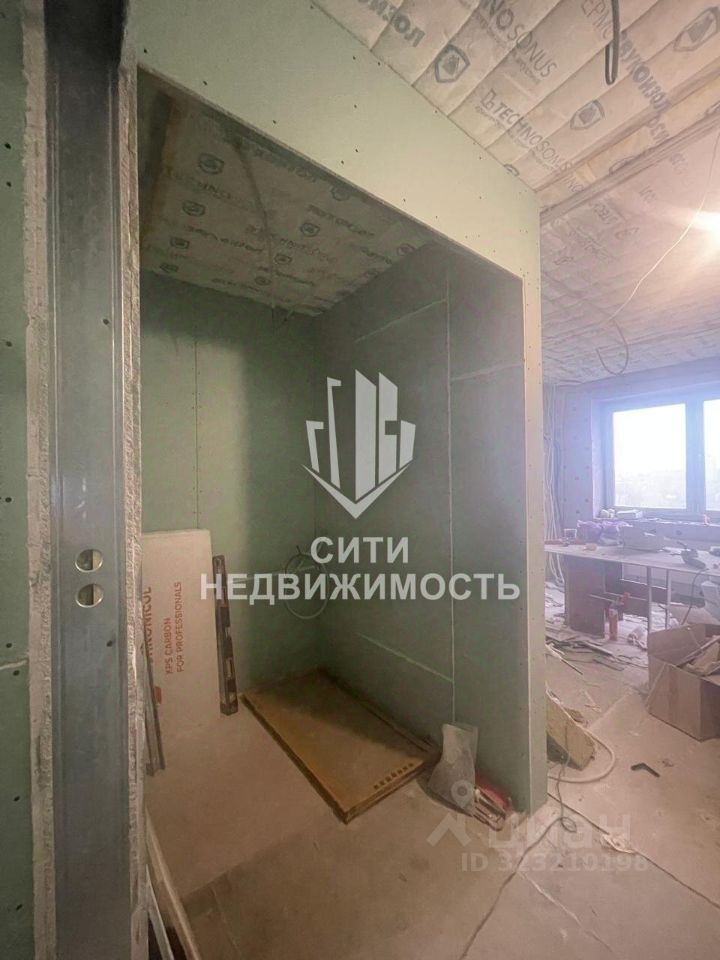 Продажа 3-комн квартиры на вторичном рынке пос. Мебельной Фабрики, улица Заречная, 9А