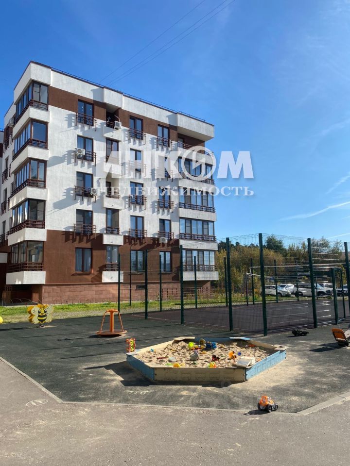 Продажа 1-комн квартиры на вторичном рынке Подмосковный кв-л, Малаховка пгт, 66к3
