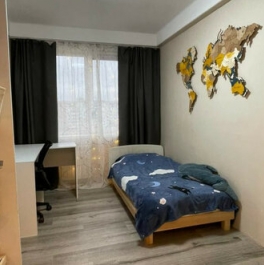 Продажа 3-комн квартиры на вторичном рынке Долгоозёрная улица,  д. 9