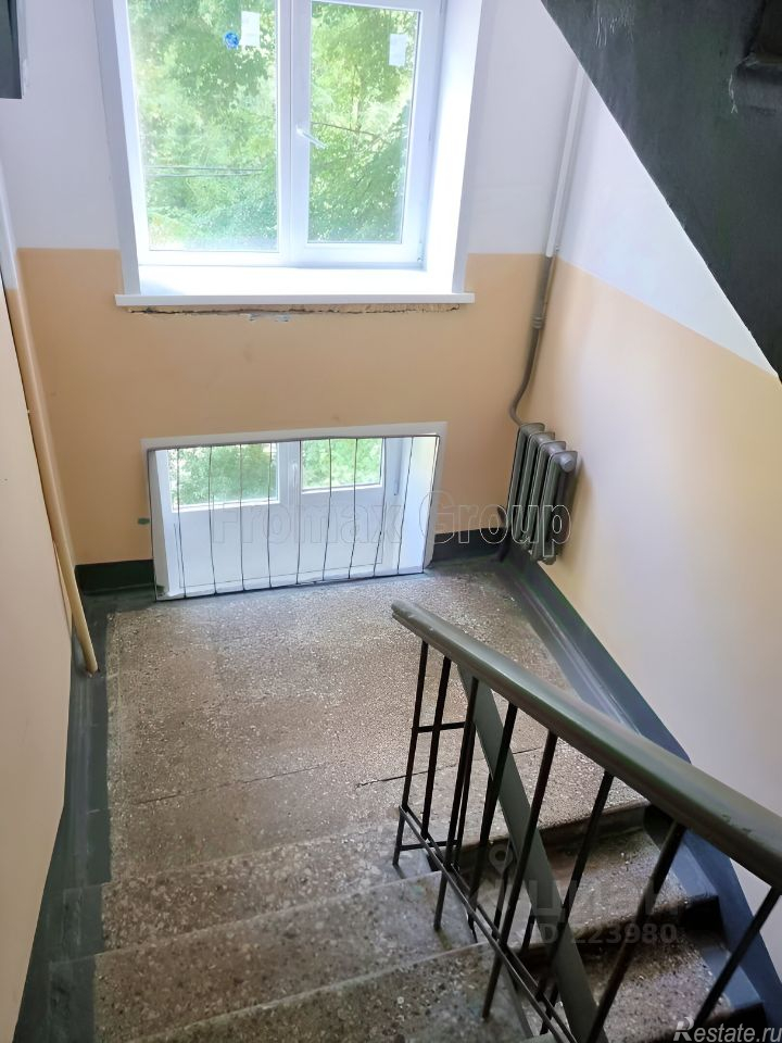 Продажа 2-комн квартиры на вторичном рынке Пушкино, ул Маяковского,  д. 15,  к. 2