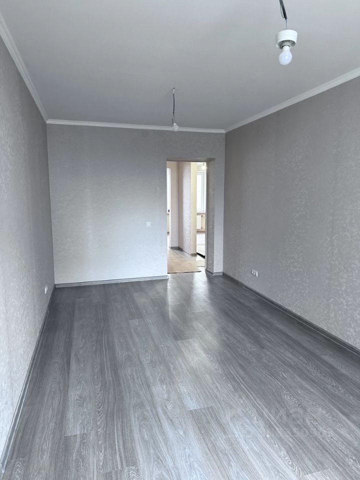 Продажа 2-комн квартиры на вторичном рынке пос. Шушары, Московское шоссе, 256к8