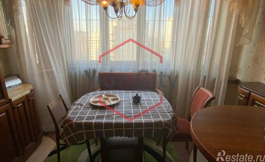 Продажа 4-комн квартиры на вторичном рынке ул Верхние Поля,  д. 42,  к. 1