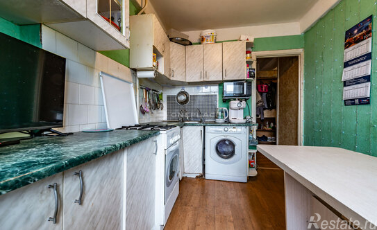 Продажа 2-комн квартиры на вторичном рынке Энергетиков пр-кт,  д. 35,  к. 1