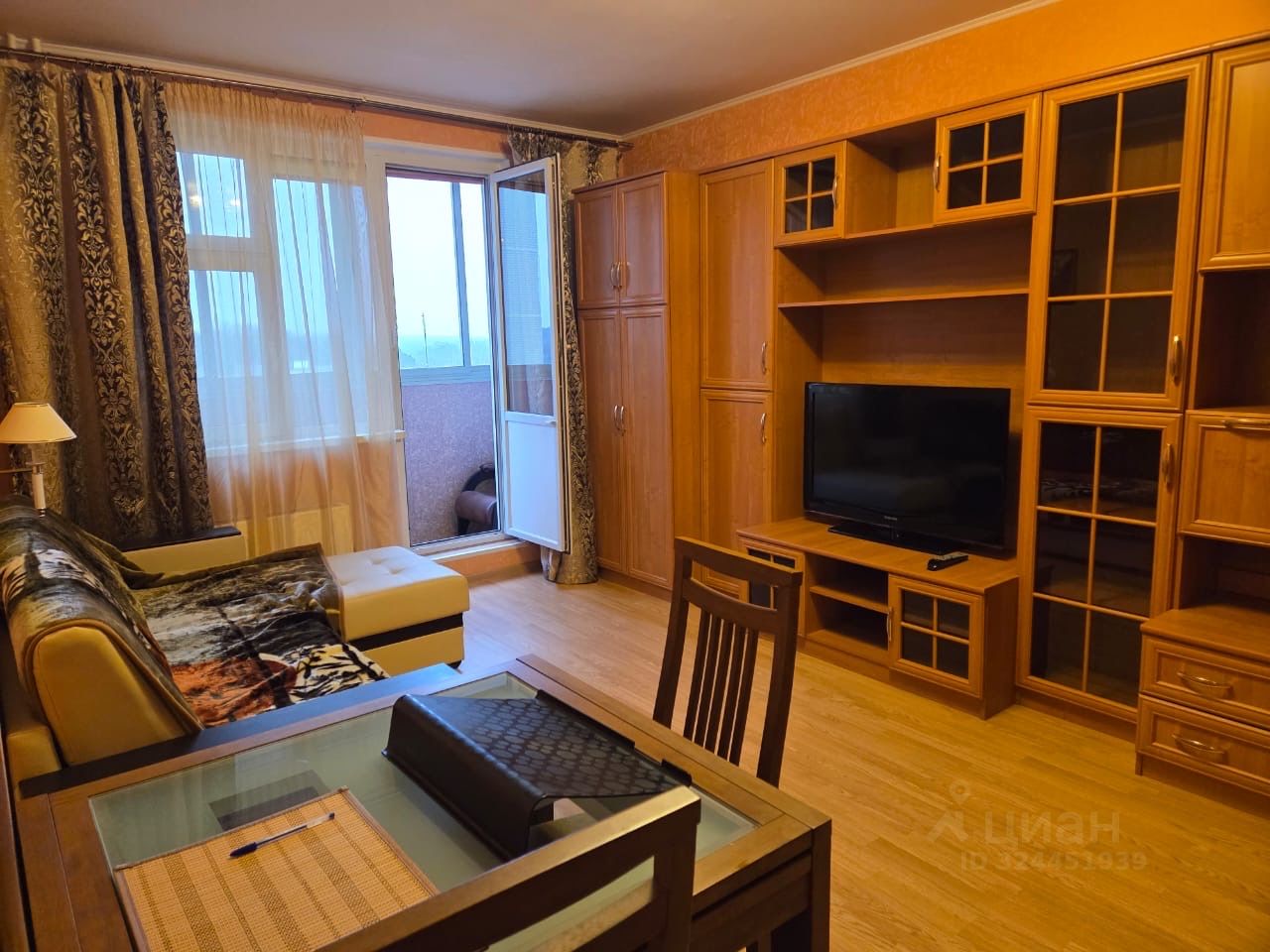 Аренда 2-комн квартиры на вторичном рынке улица Авиаконструктора Петлякова, 11