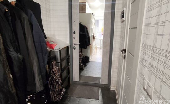 Продажа 1-комн квартиры на вторичном рынке Нахабино, ул Покровская,  д. 1,  к. 1