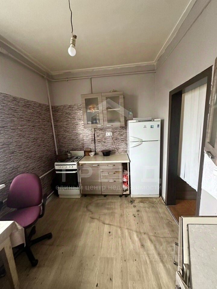 Продажа 3-комн квартиры на вторичном рынке Двинская улица, 10